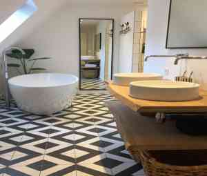 badkamer-renovatie_helmond_Richard_van_Heijster_Tegelwerken_3.jpg