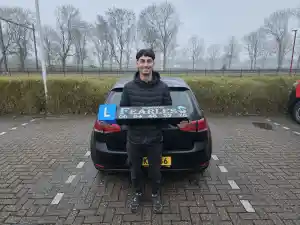 rijschool_den-haag_Rijschool_Fearless_7.jpg