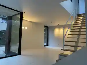 warm white paint color 👌.jpg