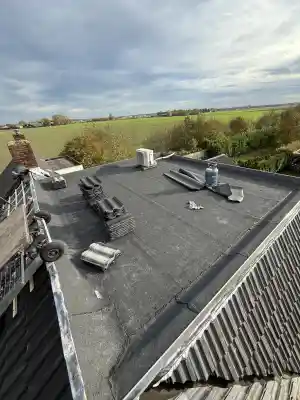 dakdekker_roosendaal_Oranje_Dakbeheer__3.jpg