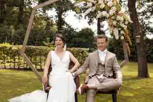 Laura en Wouter trouwen in restaurant Narline Zuidwolde Drenthe.jpg