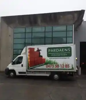 verhuisfirma_ninove-voorde_Pardaens_Verhuizingen-liftservice-Meubelbewaring_4.jpg
