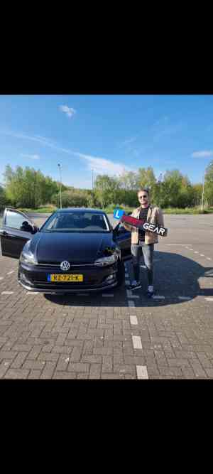 rijschool_zaandam_Rijschool_First_Gear_2.jpg