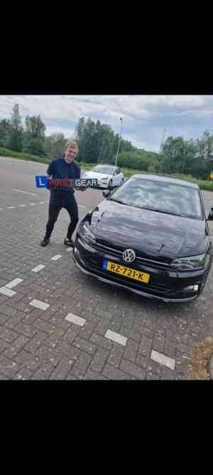 rijschool_zaandam_Rijschool_First_Gear_3.jpg