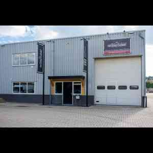 Van Ginkel Exclusief.jpg