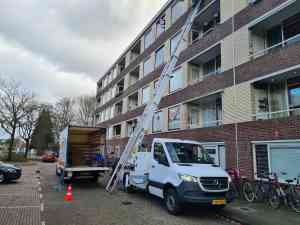 verhuisbedrijf_den-haag_MAX_VERHUISSERVICE_//_VERHUISLIFT_HUREN_6.jpg