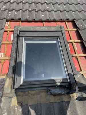 Lekkage rondom het dakraam.jpg