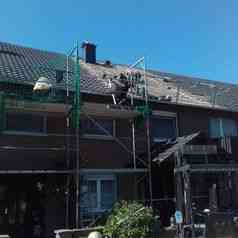 dachdecker_xanten_Giltz_Bedachungen_Inh._Coletta_Giltz_Dachdeckermeisterin_3.jpg