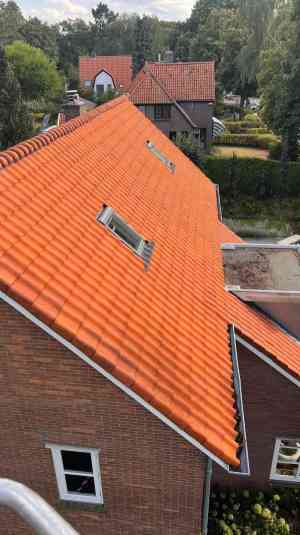 dakdekker_wageningen_Radstaat_Glazenwasserij_en_Schoonmaakbedrijf_5.jpg