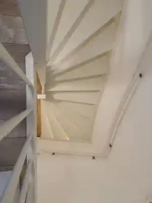 Trap schilderen – strak binnenschilderwerk in Veghel.jpg