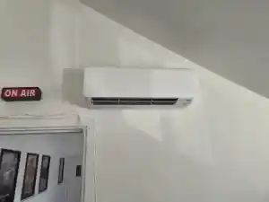 Airconditioning geplaatst en netjes afgewerkt.jpg