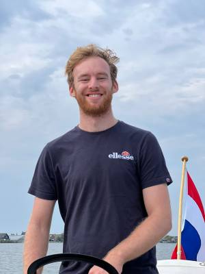 houtcreaties scheeps-en timmerwerken .jpg