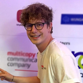 Fijnlijner | Helpt ondernemers met tekst en beeld.jpg