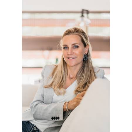 Irene van Aken Makelaardij.jpg