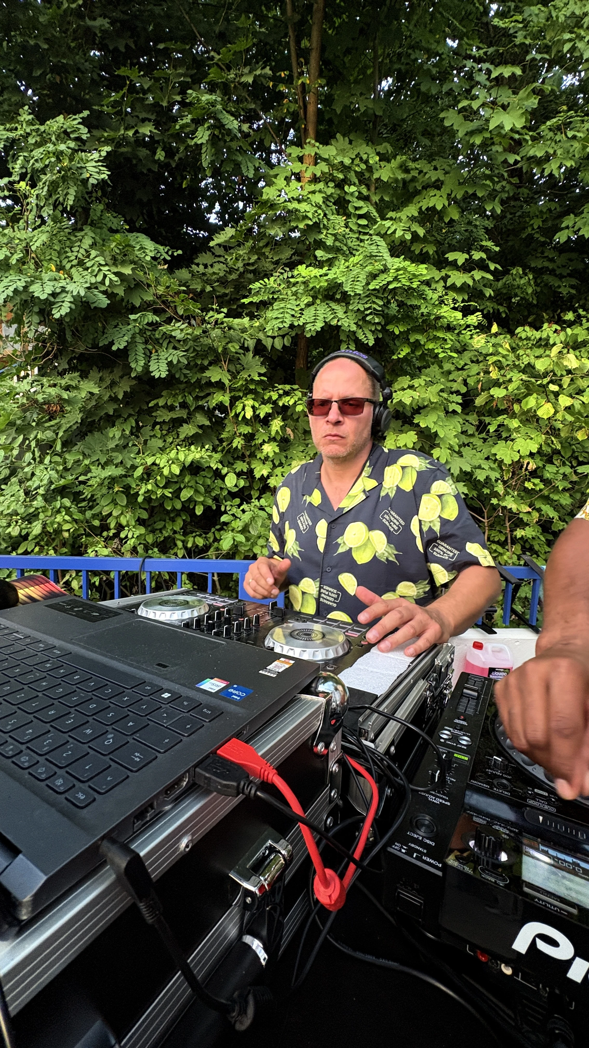 DJ Chris Frisch.jpg