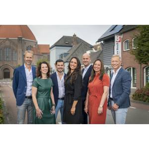 Van den Bosch Makelaars B.V..jpg