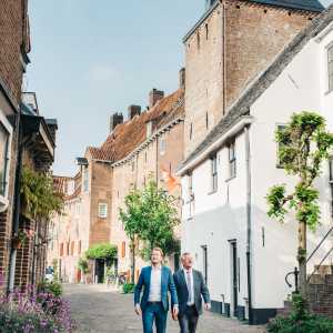 Van Hell Makelaars.jpg