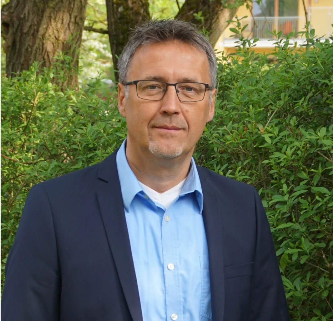 Bestattungen Jürgen Epp.jpg