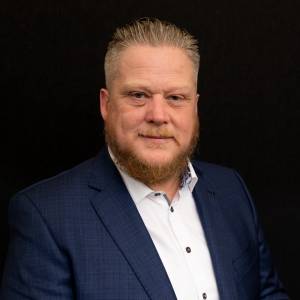 Bakker & Bakker Makelaars & Taxateurs B.V..jpg