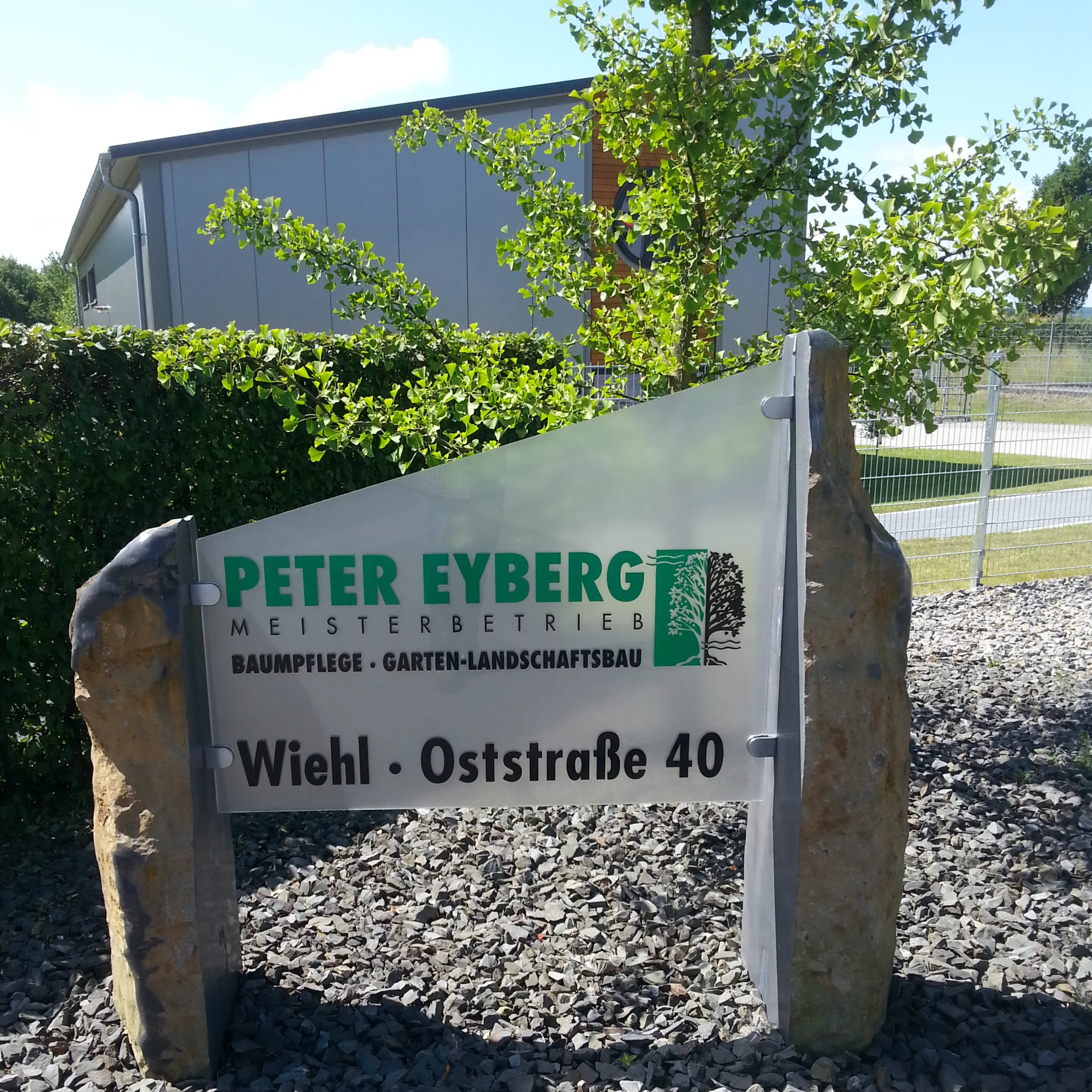 Peter Eyberg Garten und Landschaftsbau GmbH.jpg