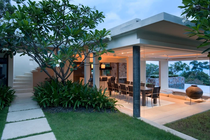 Holstein Pflanzen GmbH | Gartenprojekte & GaLa-Bau.jpg