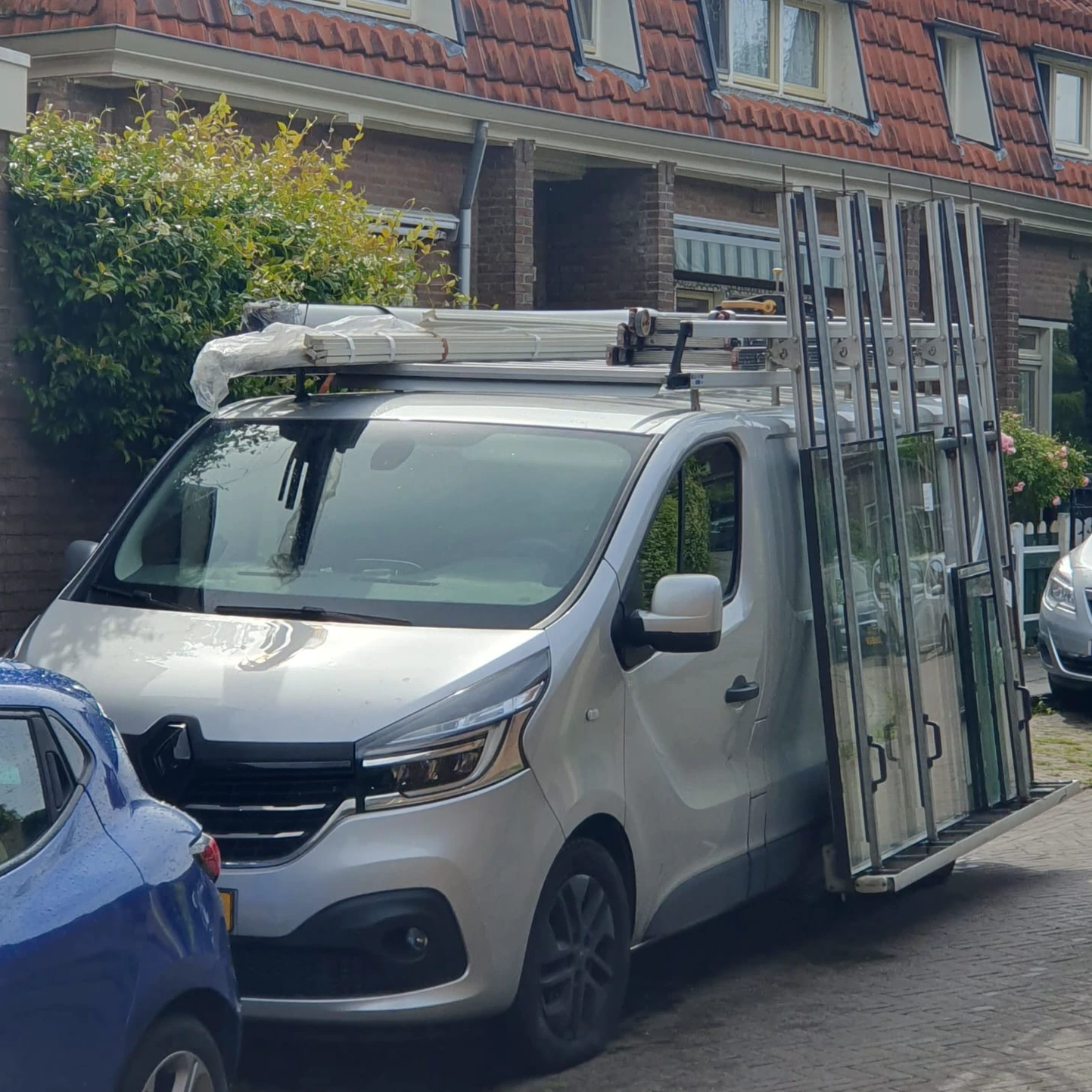 Aannemers bedrijf Römer /De Energie Bespaar Adviseur , isolatie,  HR ++ glas , kunststofkozijn, R290 warmtepomp, PV systeem, HYXiPOWER .jpg