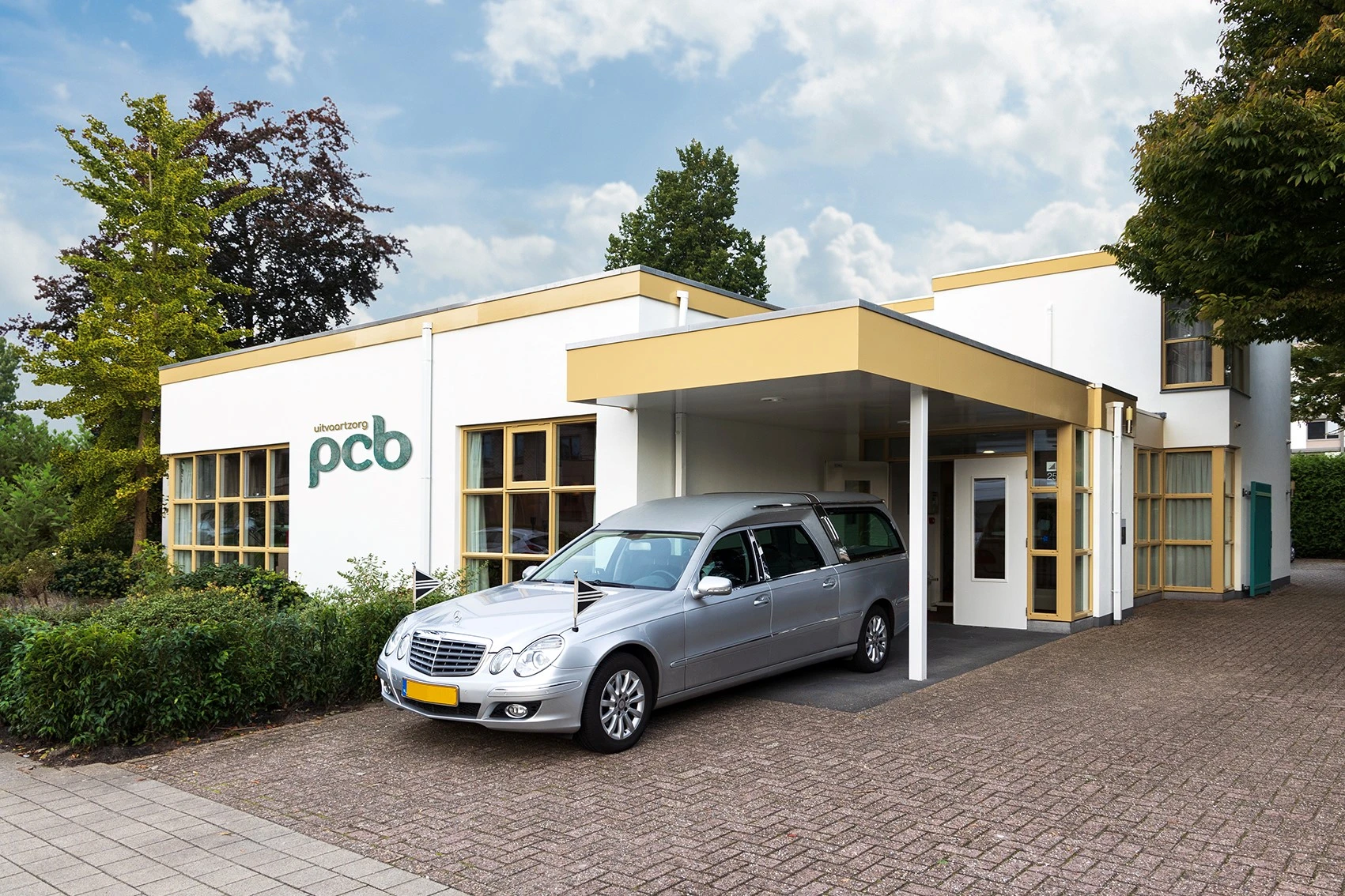 PCB Uitvaartzorg.jpg