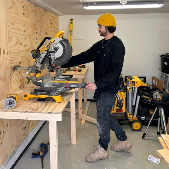 Klusbedrijf Johnny.jpg