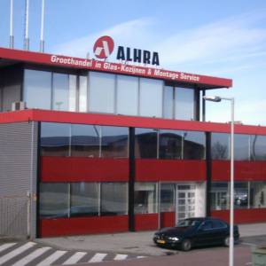 Alhra Glas, Kozijnen, Services en Kozijn Herstel.jpg