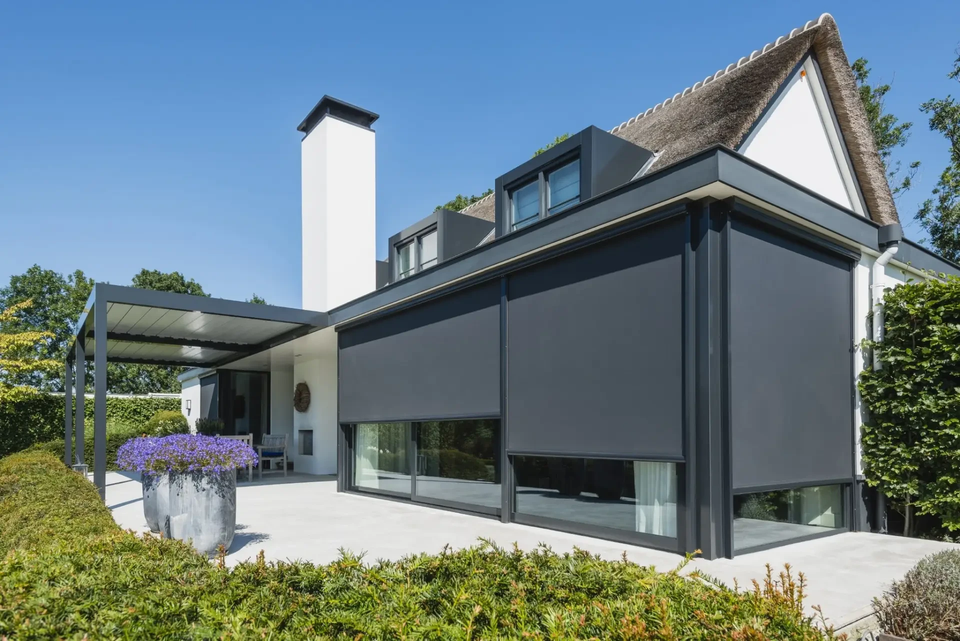 Prozonwering vloeren en rolluiken assen.jpg