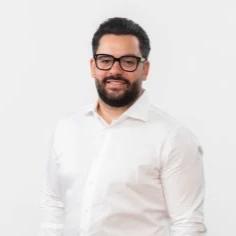 Rechtsanwalt Ninus Nayis.jpg