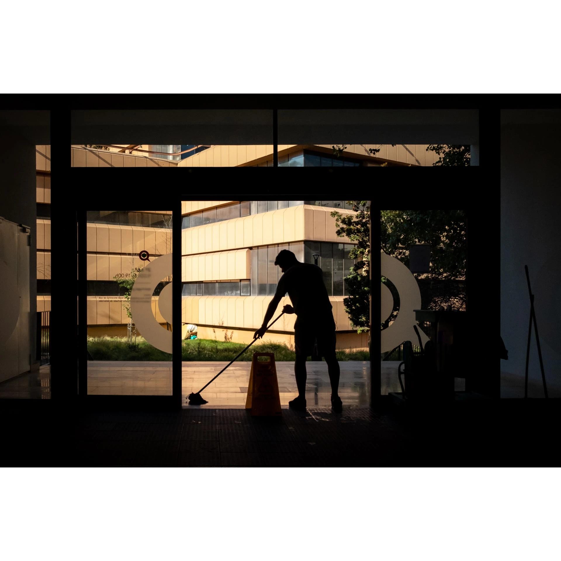 Klusbedrijf Bourimi.jpg