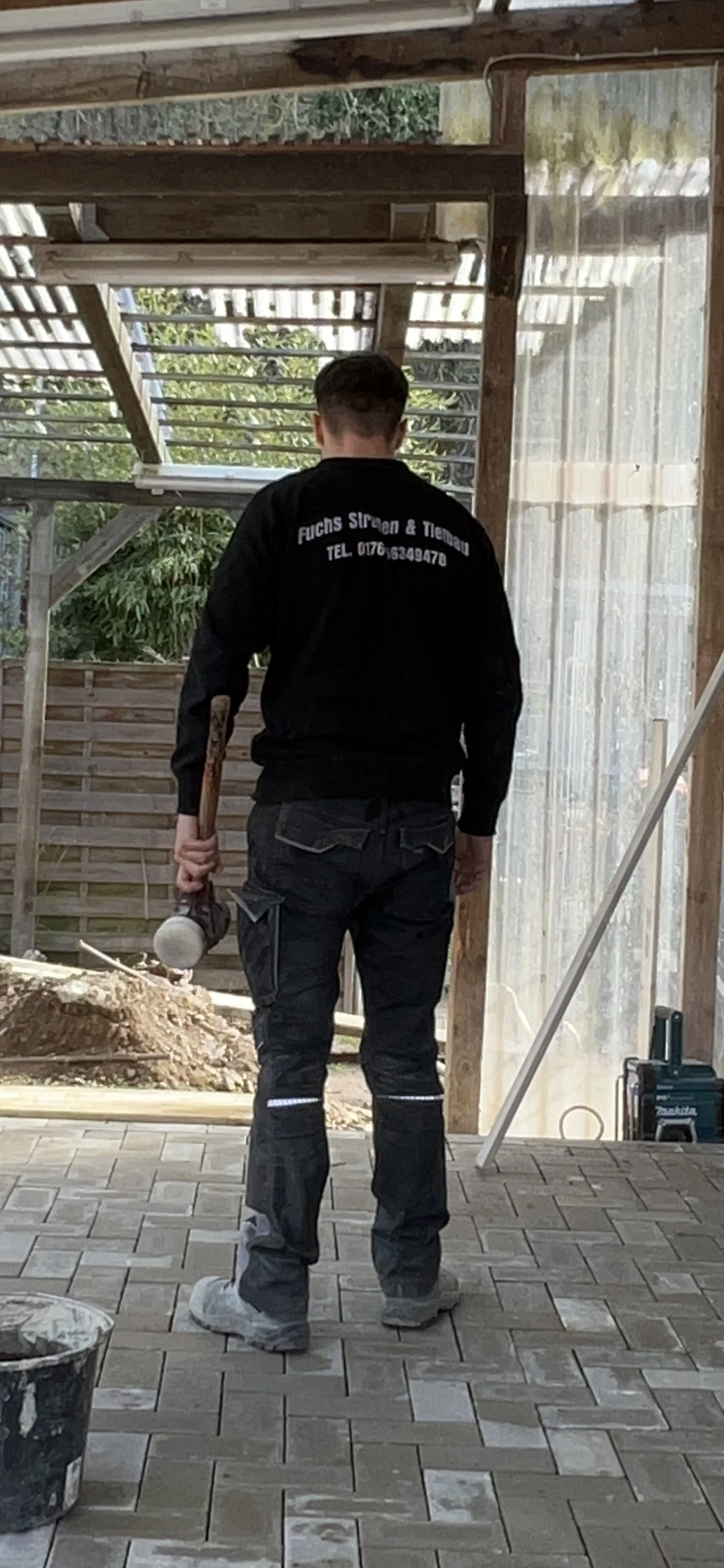 Garten& Landschaftsbau Fuchs.jpg