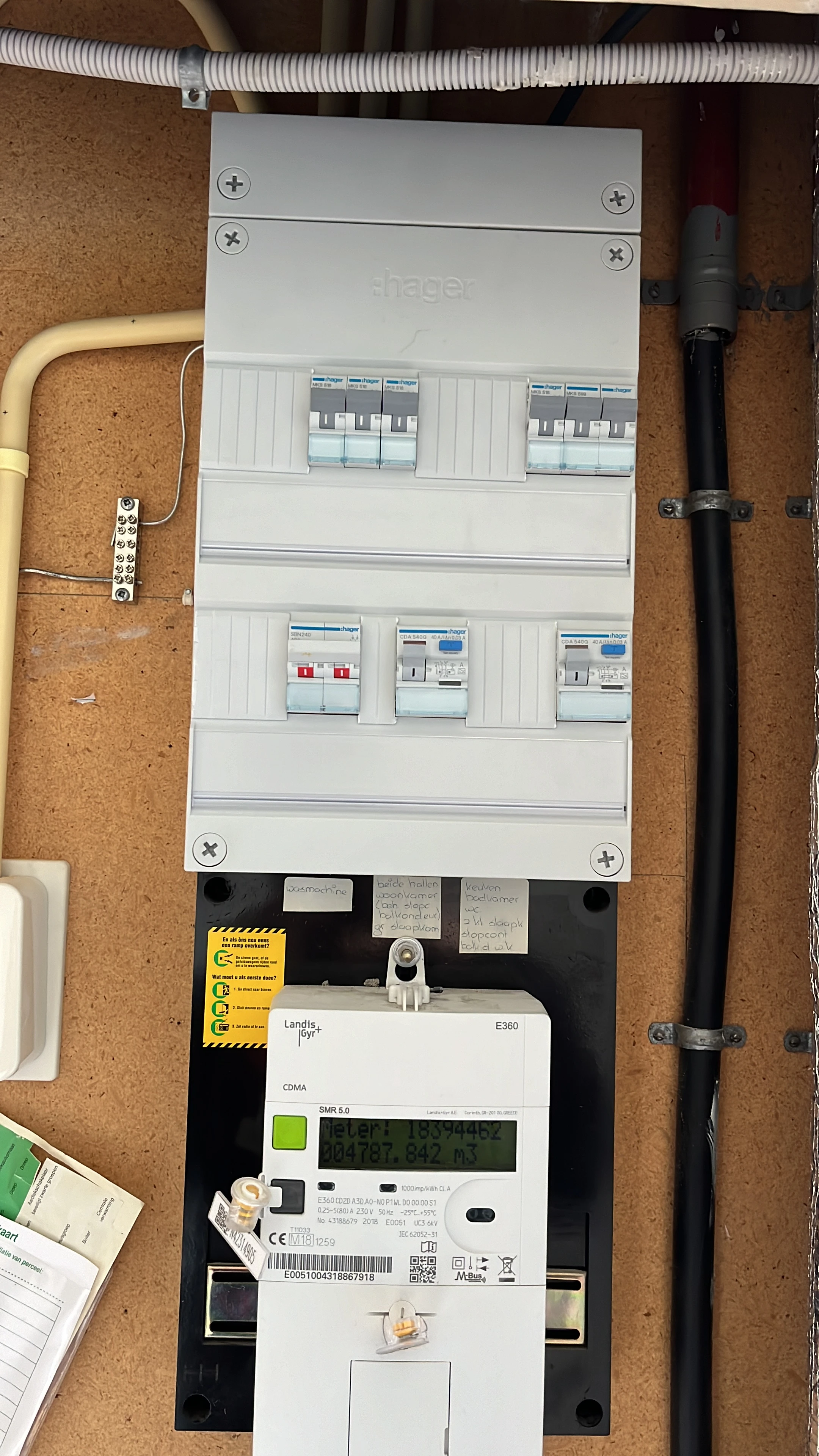 R-Elektrotechniek .jpg