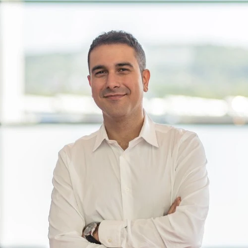 Fabio Corona | Architekt + Partners.jpg