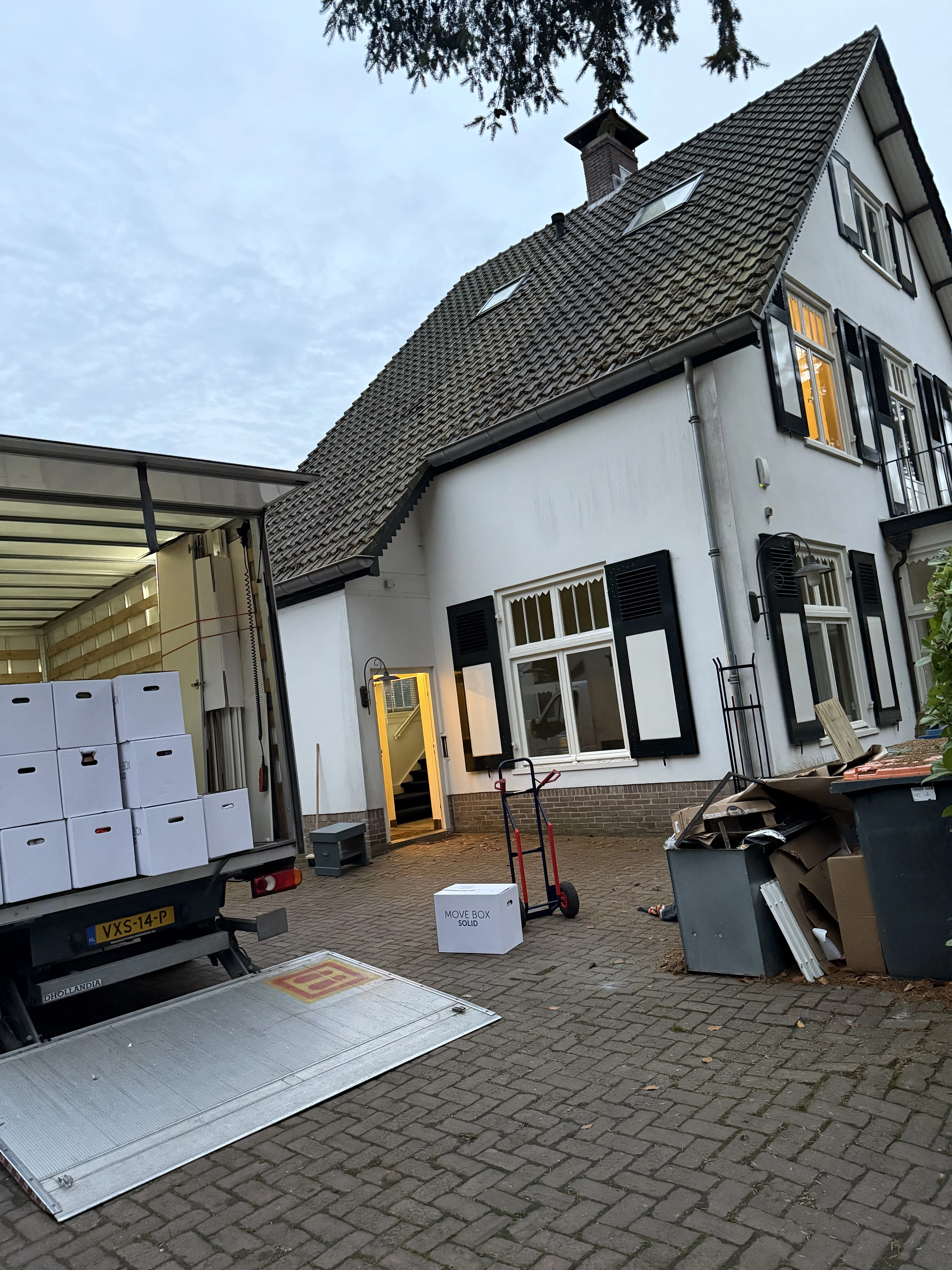 Speciaal transport & verhuizingen .jpg