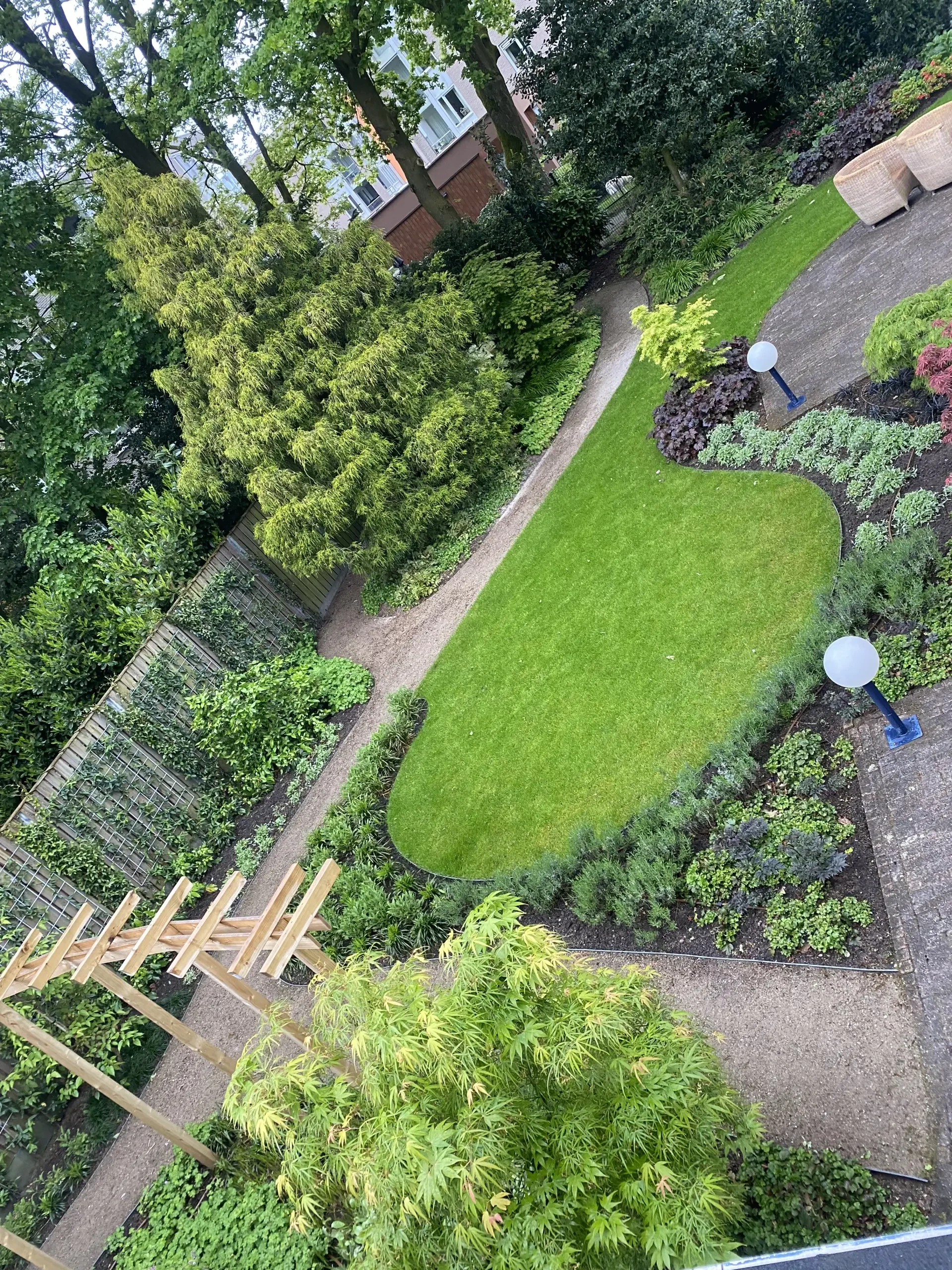 Tuin en Buiten hovenier.jpg