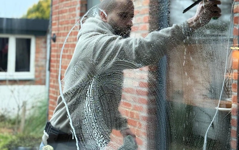 GlasBlink.jpg