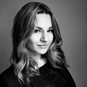 Elli Sawet Fotoatelier.jpg