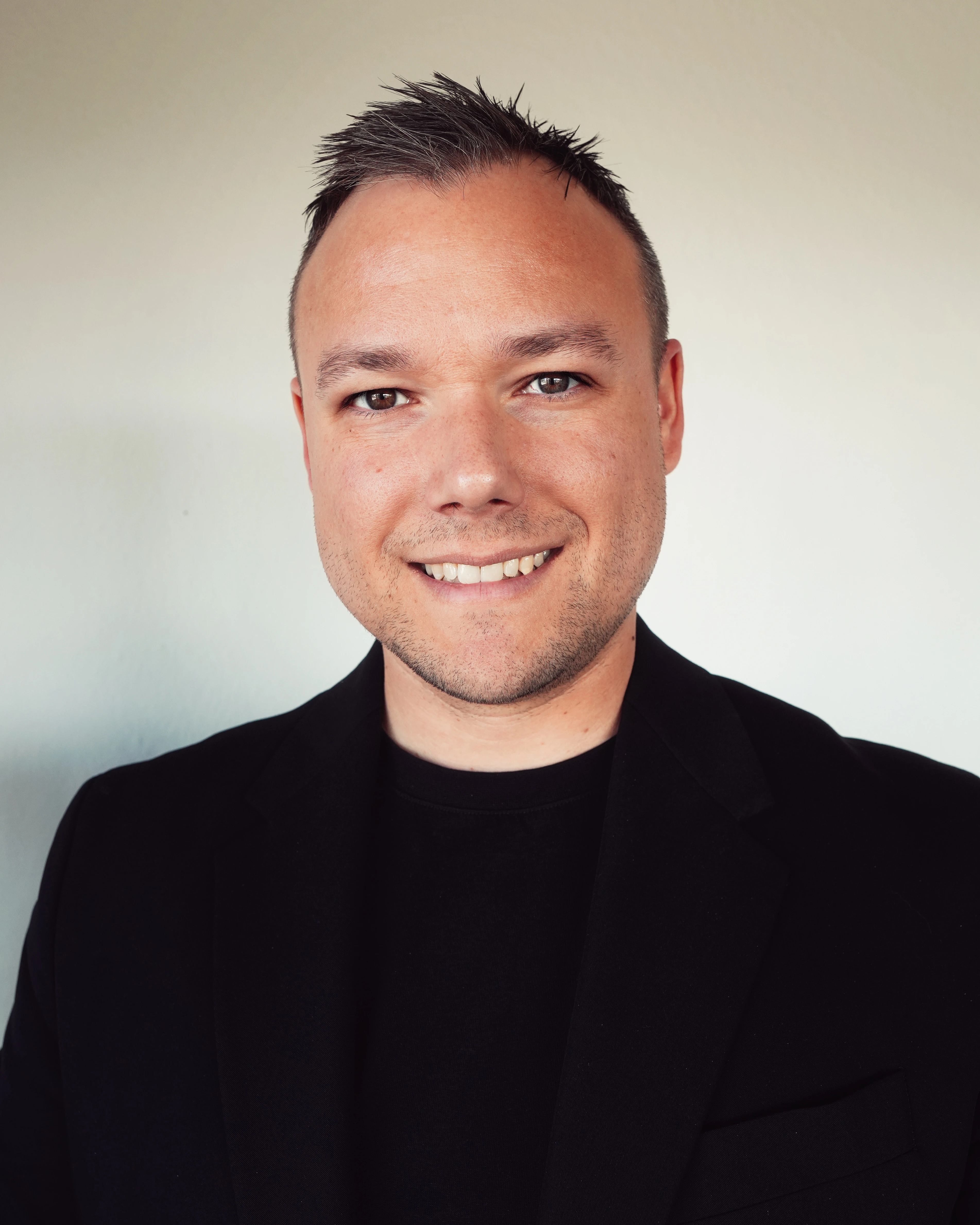 Kevin Lennartz Finanzen GmbH.jpg