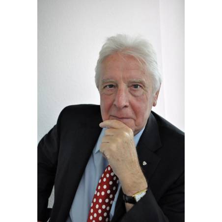 Dr. Flügge Ralf.jpg