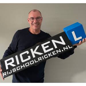 Rijschool Ricken .jpg
