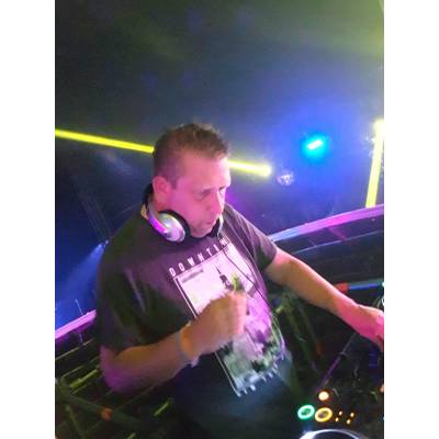 DJ Ton van Wenum.jpg