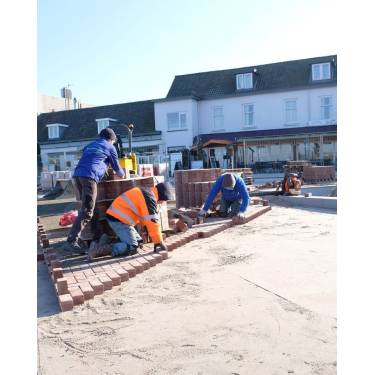 B.J. Bronkhorst V.O.F..jpg