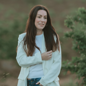 Suzanne Veenendaal - Bewustzijn coach - consulten- Energetische massage - Regressie sessie - Consultancy zakelijk.jpg