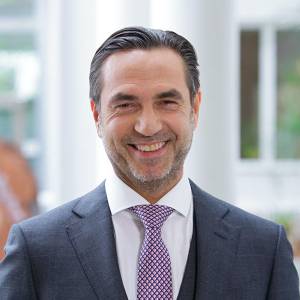 Dr. Bugla Rechtsanwalts AG.jpg