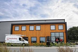 Van den Berg Glas.jpg