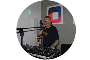 DJ Elle.jpg