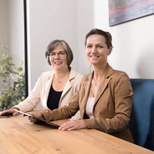 Van der Vleuten en Derix Uitvaartbegeleiding.jpg