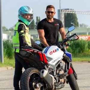 GUL Auto/Motor Rijschool Den Haag - Motorrijschool Den Haag - Motorrijlessen.jpg